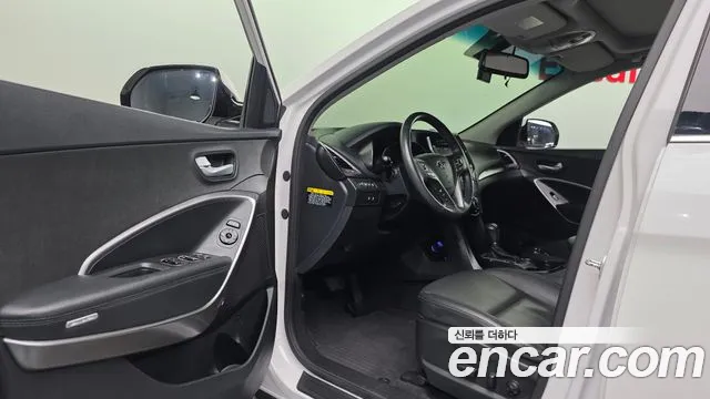 Hyundai Santa Fe 2017 thumb 10