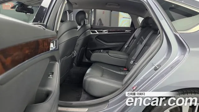 Hyundai Genesis 2015 thumb 11