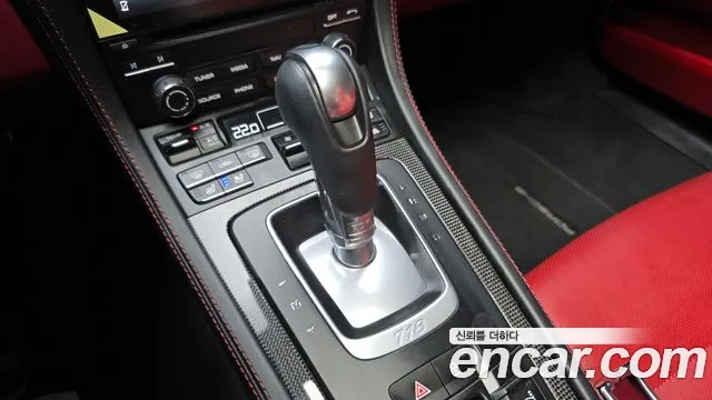 Porsche Cayman 2019 thumb 9