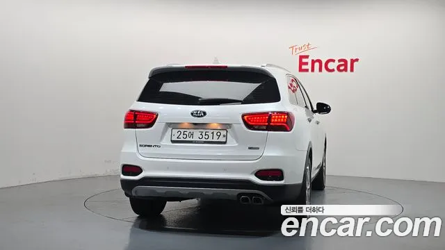 Kia Sorento 2018 thumb 4