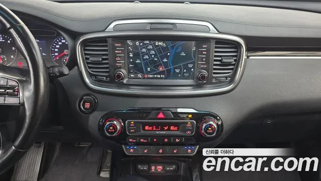 Kia Sorento 2018 thumb 12