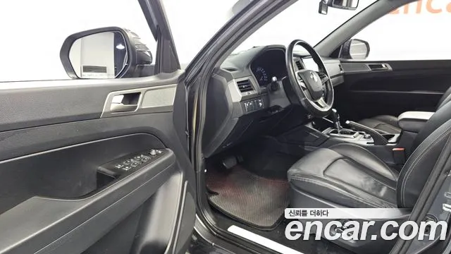 KG_Mobility_Ssangyong Rexton 2018 thumb 10