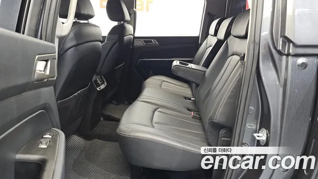 KG_Mobility_Ssangyong Rexton 2018 thumb 11