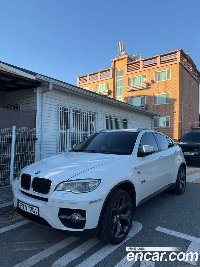 BMW X6 2011 thumb 11