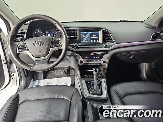 Hyundai Avante 2015 thumb 5