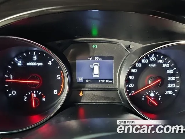 Kia Carnival 2018 thumb 7