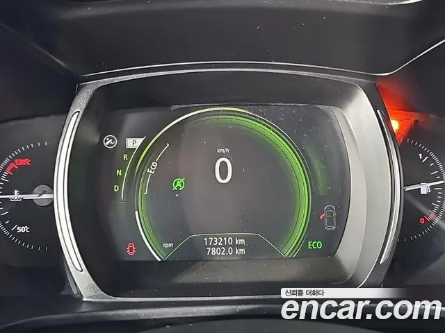 Renault-KoreaSamsung Koleos 2016 thumb 7