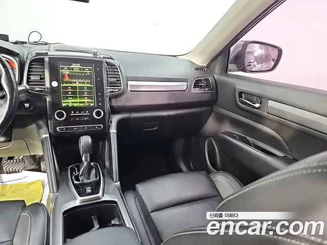 Renault-KoreaSamsung Koleos 2016 thumb 10