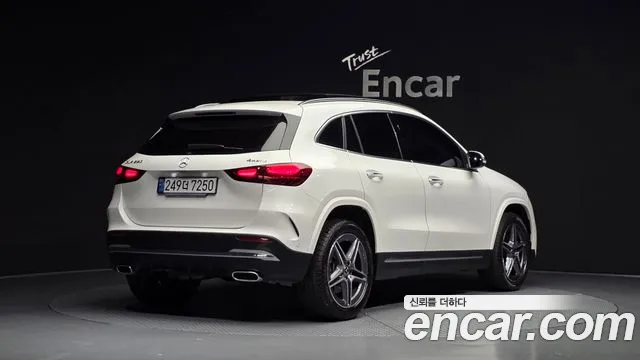 Mercedes-Benz GLA 2025 thumb 2