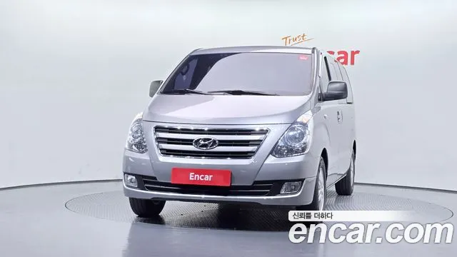 Hyundai Starex 2018 thumb 3