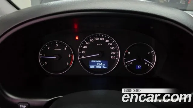 Hyundai Starex 2018 thumb 8