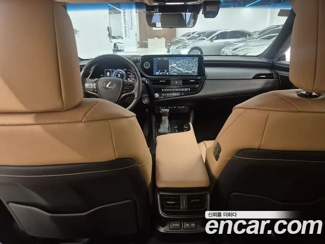Lexus ES 2023 thumb 7