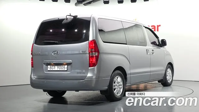 Hyundai Starex 2016 thumb 2