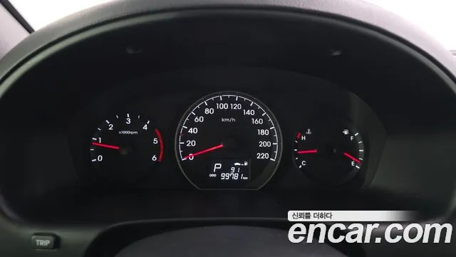 Hyundai Starex 2016 thumb 8