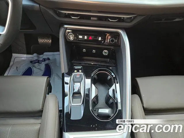 Audi Q5 2025 thumb 10