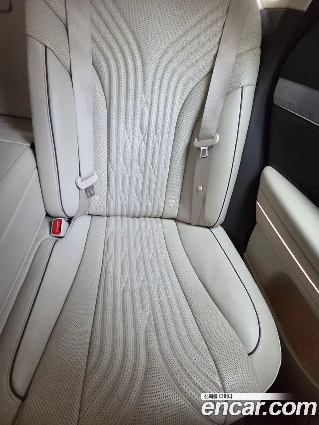 Genesis G80 2020 thumb 4
