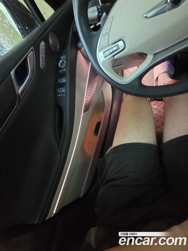 Genesis G80 2020 thumb 11