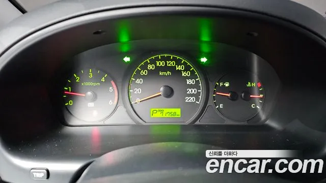Hyundai Starex 2014 thumb 8