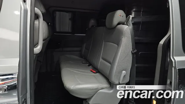 Hyundai Starex 2014 thumb 11