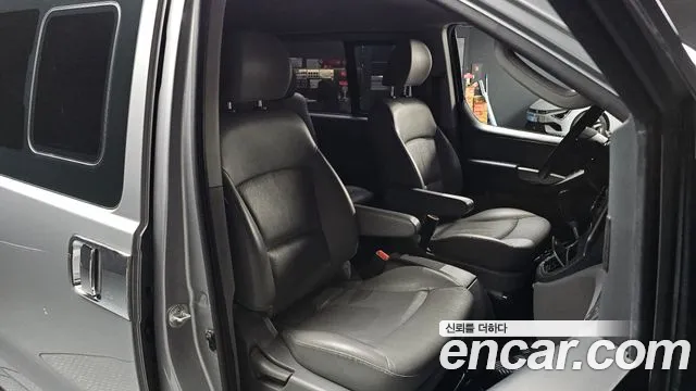 Hyundai Starex 2014 thumb 12
