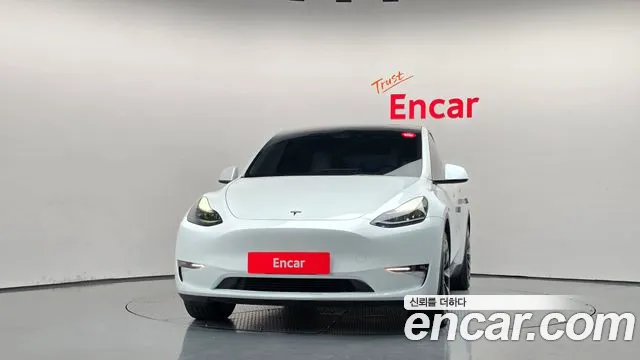 Tesla Model Y 2023 thumb 3