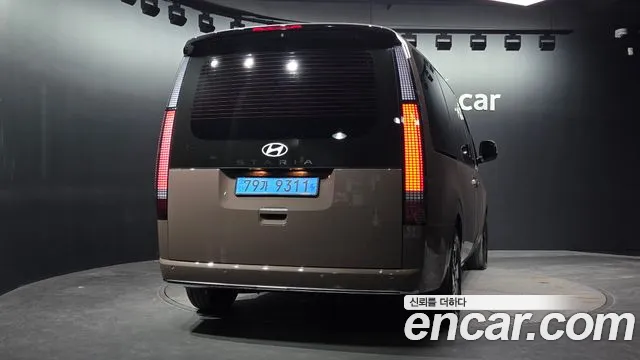 Hyundai Staria 2026 thumb 3