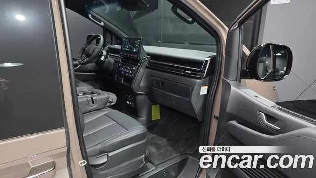 Hyundai Staria 2026 thumb 10