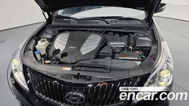 Hyundai Grandeur 2011 thumb 5