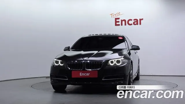 BMW 5-Series 2014 thumb 3
