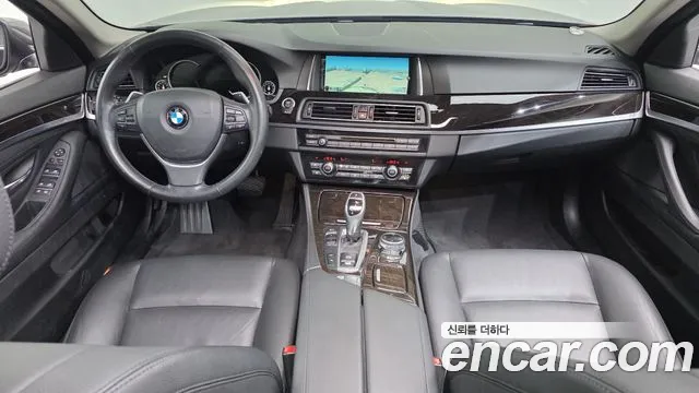 BMW 5-Series 2014 thumb 7