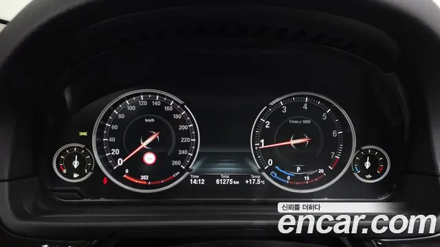 BMW 5-Series 2014 thumb 8