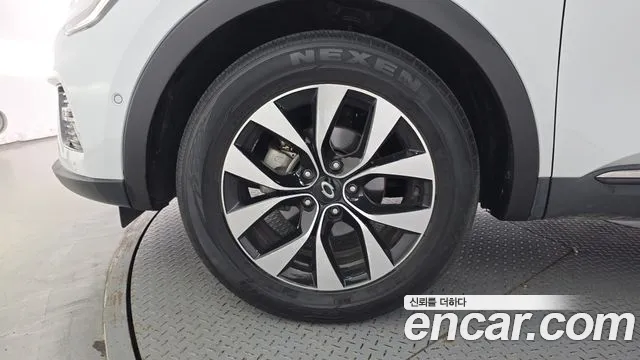 Renault-KoreaSamsung Arkana 2021 thumb 5