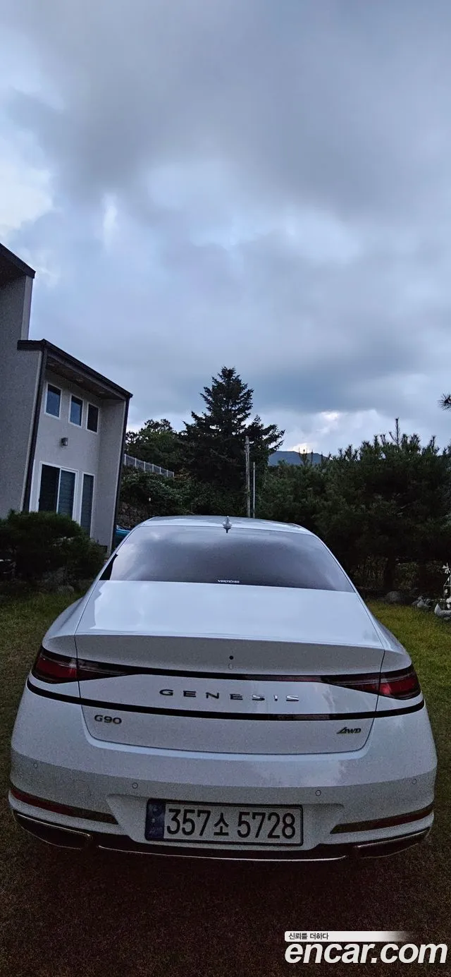 Genesis G90 2022 thumb 4