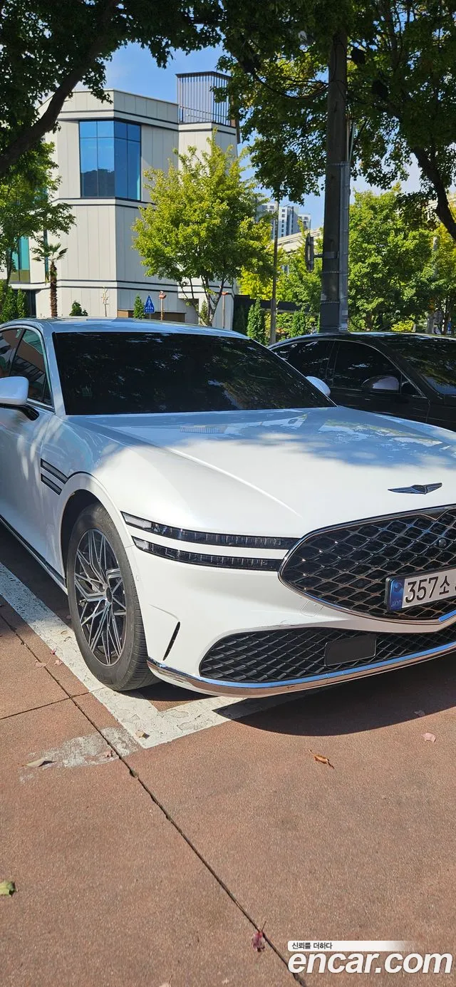 Genesis G90 2022 thumb 7