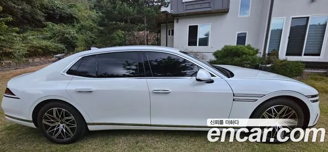 Genesis G90 2022 thumb 9