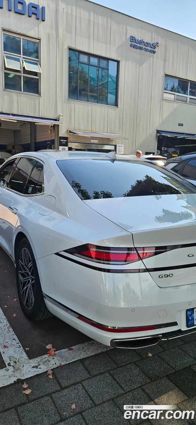Genesis G90 2022 thumb 10