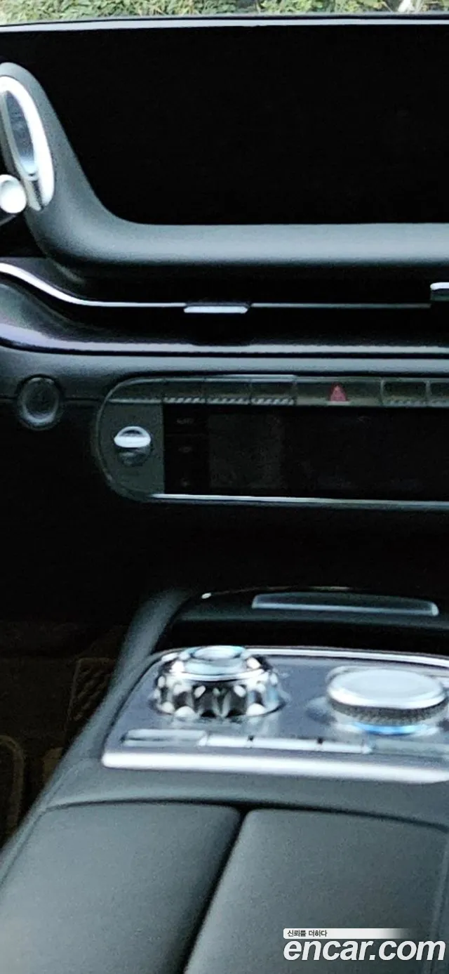 Genesis G90 2022 thumb 12
