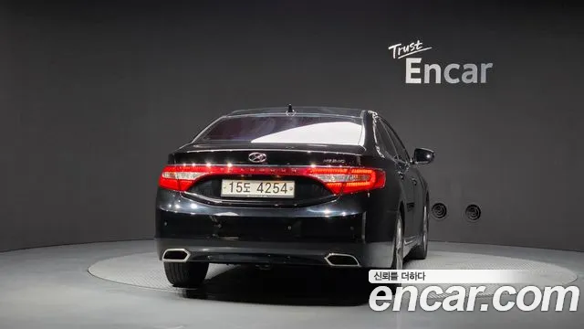 Hyundai Grandeur 2015 thumb 4