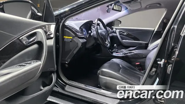 Hyundai Grandeur 2015 thumb 10
