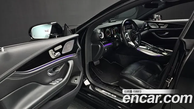 Mercedes-Benz AMG GT 2019 thumb 10