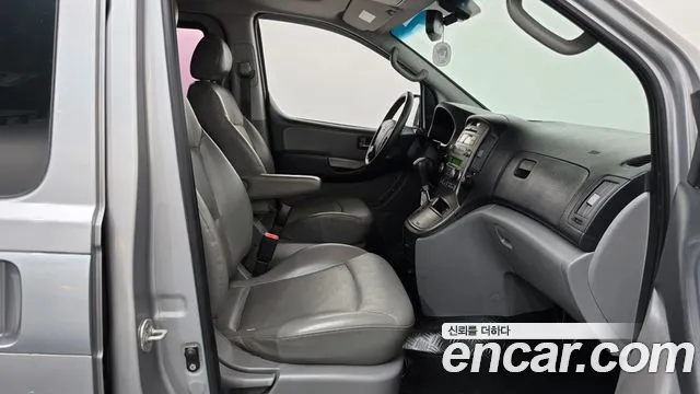 Hyundai Starex 2012 thumb 11