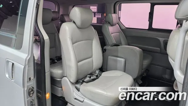 Hyundai Starex 2012 thumb 12