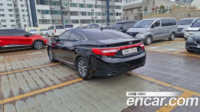Hyundai Grandeur 2011 thumb 5