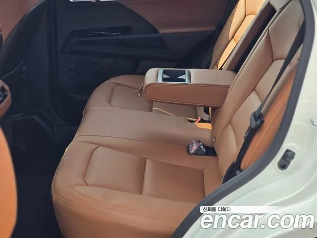 KG_Mobility_Ssangyong Torres 2025 thumb 10
