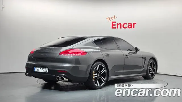 Porsche Panamera 2014 thumb 2