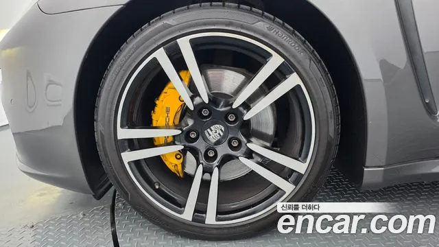 Porsche Panamera 2014 thumb 5