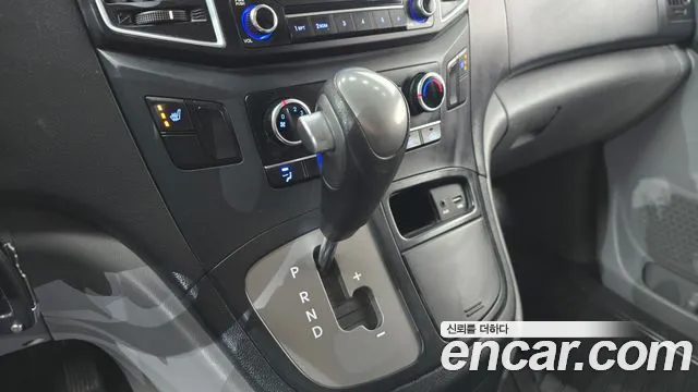 Hyundai Starex 2018 thumb 8