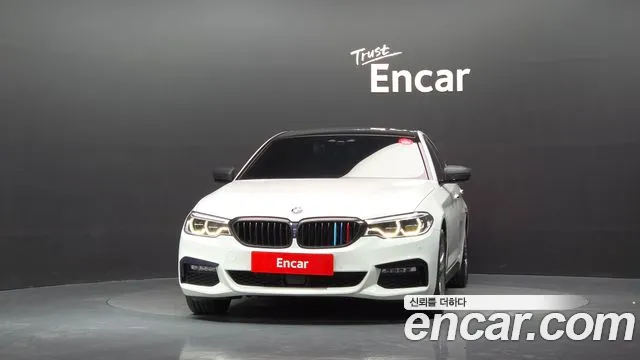 BMW 5-Series 2017 thumb 3
