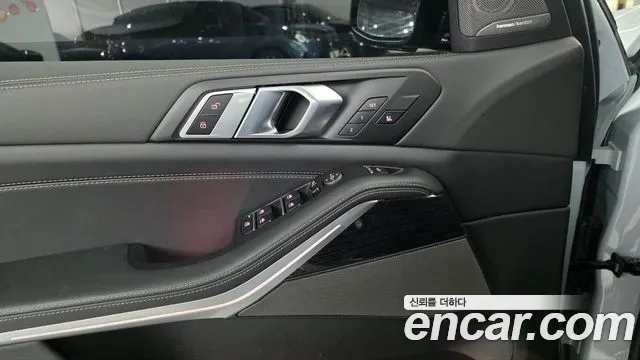 BMW X5 2025 thumb 10