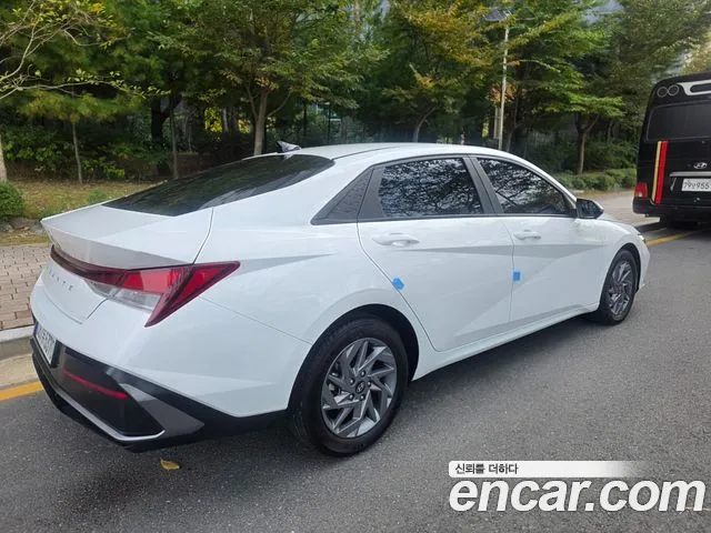 Hyundai Avante 2023 thumb 4